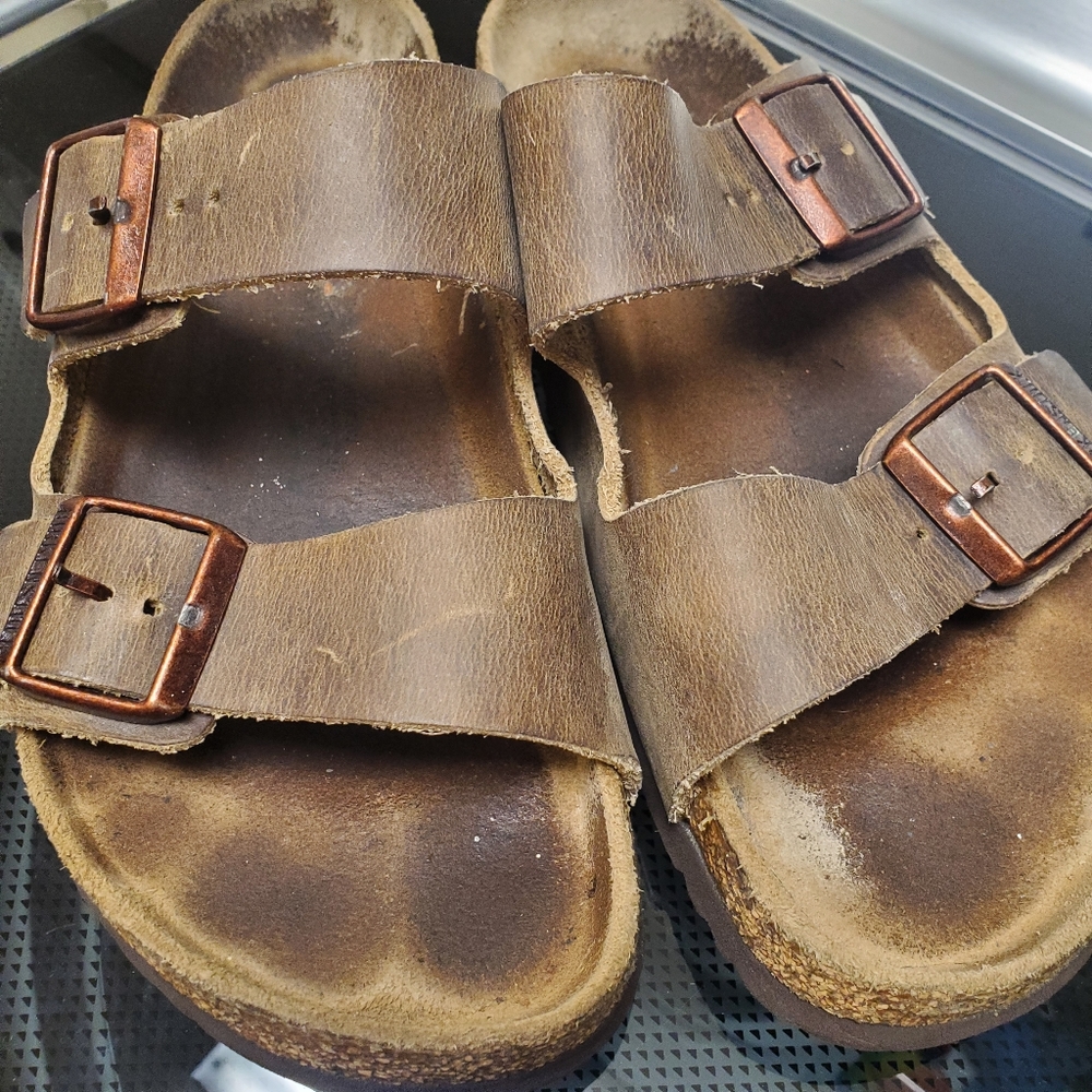 Birkenstock Arizona Leather Sandals